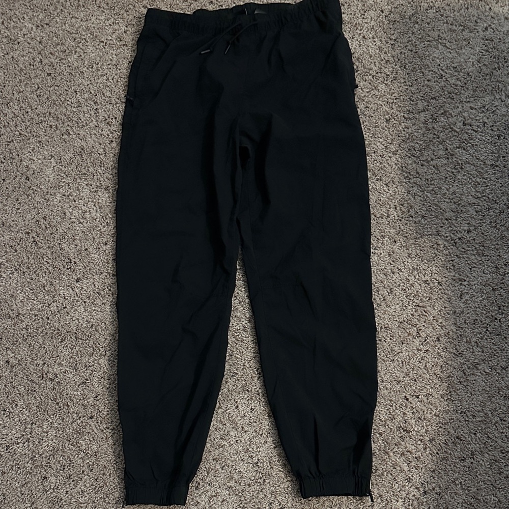 H&M Men's Classic Nylon Black Joggers